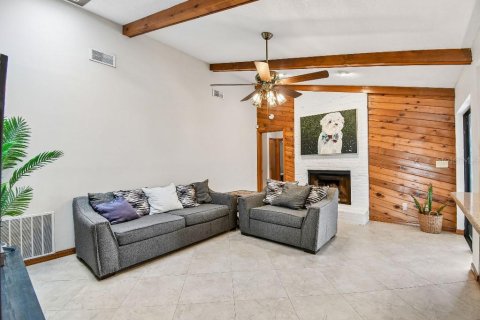 House in Altamonte Springs, Florida 4 bedrooms, 185.99 sq.m. № 2196135 - photo 14