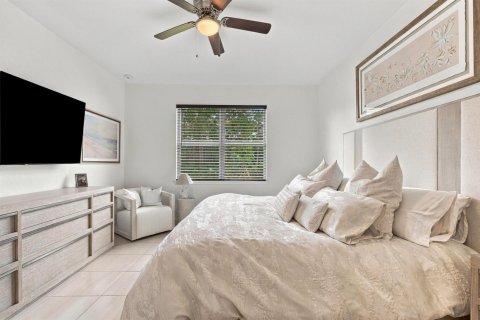 Villa ou maison à vendre à Stuart, Floride: 4 chambres, 171.87 m2 № 2413107 - photo 14