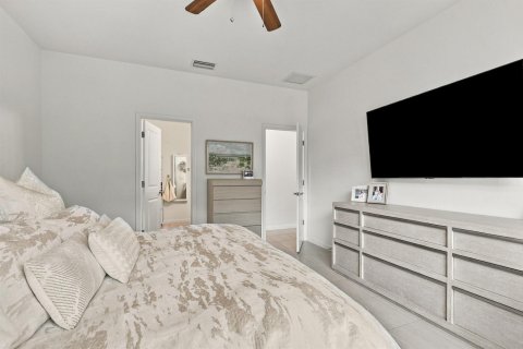 Villa ou maison à vendre à Stuart, Floride: 4 chambres, 171.87 m2 № 2413107 - photo 13