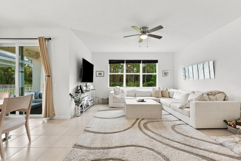Villa ou maison à vendre à Stuart, Floride: 4 chambres, 171.87 m2 № 2413107 - photo 3