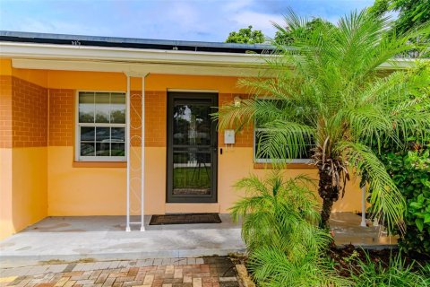Casa en venta en Saint Petersburg, Florida, 3 dormitorios, 102.29 m2 № 1914066 - foto 6