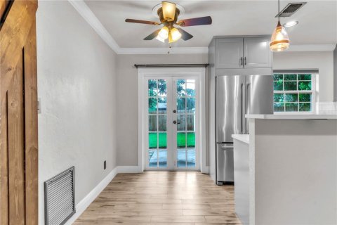 Casa en venta en Saint Petersburg, Florida, 3 dormitorios, 102.29 m2 № 1914066 - foto 8