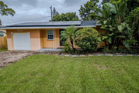 Casa en venta en Saint Petersburg, Florida, 3 dormitorios, 102.29 m2 № 1914066 - foto 5