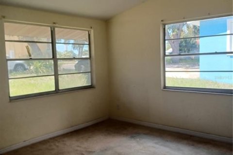 Casa en venta en Tarpon Springs, Florida, 2 dormitorios, 64.66 m2 № 2385849 - foto 9