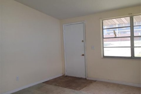 Casa en venta en Tarpon Springs, Florida, 2 dormitorios, 64.66 m2 № 2385849 - foto 8