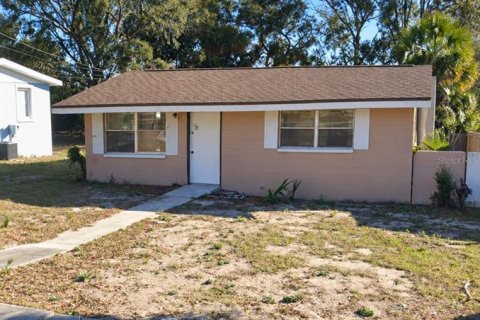 Casa en Tarpon Springs, Florida 2 dormitorios, 64.66 m2 № 2385849