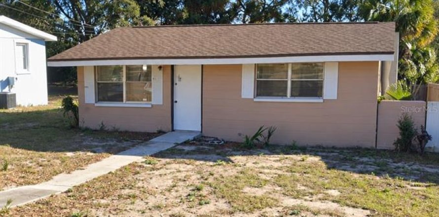 Casa en Tarpon Springs, Florida 2 dormitorios, 64.66 m2 № 2385849