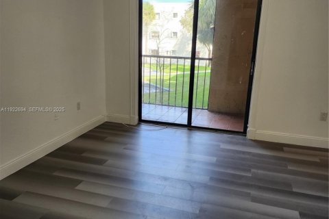 Copropriété à louer à Miami, Floride: 2 chambres, 89.65 m2 № 1976509 - photo 9