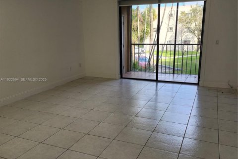 Copropriété à louer à Miami, Floride: 2 chambres, 89.65 m2 № 1976509 - photo 5