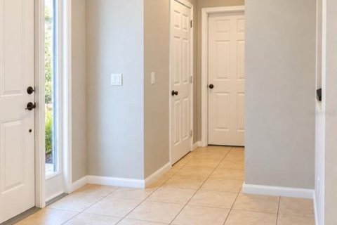 Townhouse in Poinciana, Florida 3 bedrooms, 183.76 sq.m. № 2384197 - photo 10