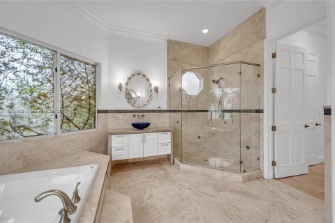 Casa en venta en Pinecrest, Florida, 4 dormitorios, 348.2 m2 № 1935212 - foto 23