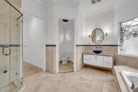 Casa en venta en Pinecrest, Florida, 4 dormitorios, 348.2 m2 № 1935212 - foto 22