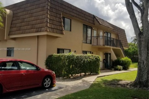 Condominio en venta en Coral Springs, Florida, 2 dormitorios, 69.86 m2 № 2045843 - foto 7
