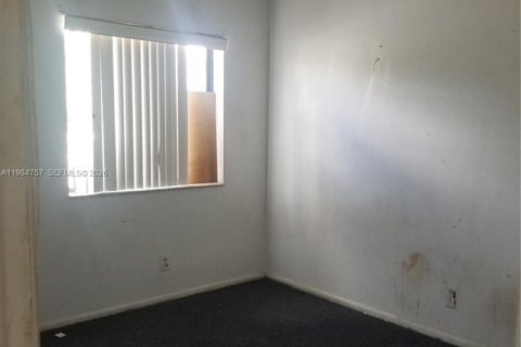 Condominio en Coral Springs, Florida, 2 dormitorios  № 2045843