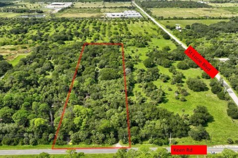 Commercial property in St. Lucie, Florida № 2145991 - photo 6