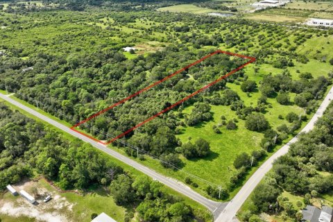 Commercial property in St. Lucie, Florida № 2145991 - photo 5