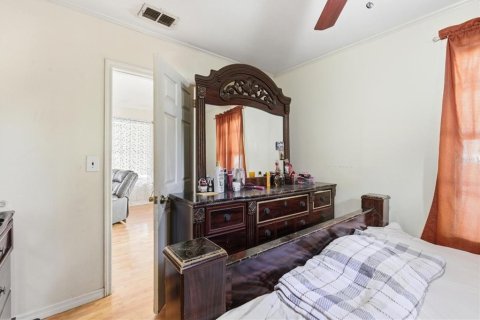 Casa en venta en Tampa, Florida, 4 dormitorios, 181.72 m2 № 2215017 - foto 9
