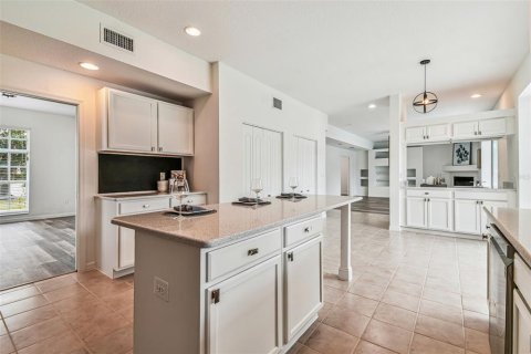 House in Wesley Chapel, Florida 5 bedrooms, 299.15 sq.m. № 1878043 - photo 21