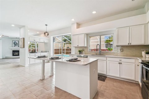 House in Wesley Chapel, Florida 5 bedrooms, 299.15 sq.m. № 1878043 - photo 18