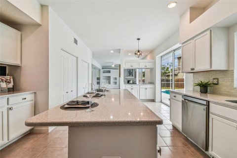 House in Wesley Chapel, Florida 5 bedrooms, 299.15 sq.m. № 1878043 - photo 22