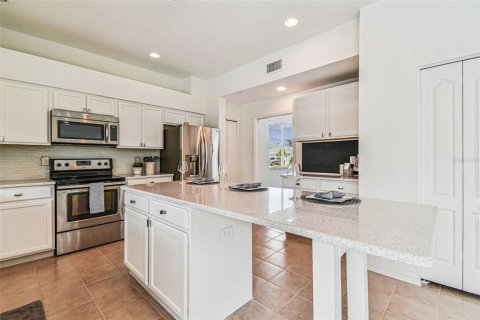 House in Wesley Chapel, Florida 5 bedrooms, 299.15 sq.m. № 1878043 - photo 20