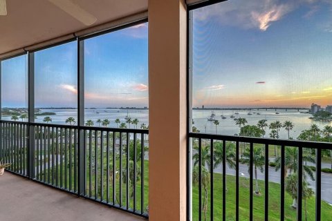 Condominio en venta en Sarasota, Florida, 2 dormitorios, 109.62 m2 № 2208206 - foto 12
