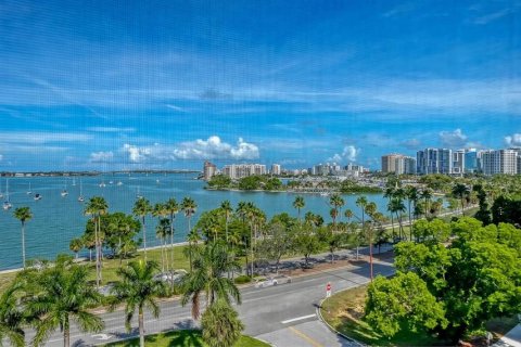 Condominio en venta en Sarasota, Florida, 2 dormitorios, 109.62 m2 № 2208206 - foto 14