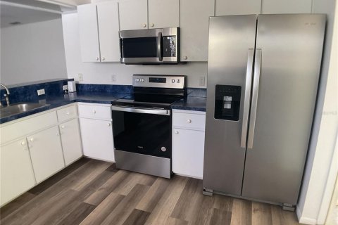 Immobilier commercial à vendre à Punta Gorda, Floride: 4 chambres, 198.07 m2 № 2211768 - photo 14