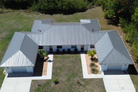 Immobilier commercial à vendre à Punta Gorda, Floride: 4 chambres, 198.07 m2 № 2211768 - photo 4