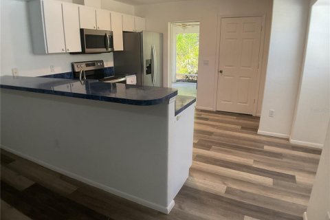 Immobilier commercial à vendre à Punta Gorda, Floride: 4 chambres, 198.07 m2 № 2211768 - photo 12