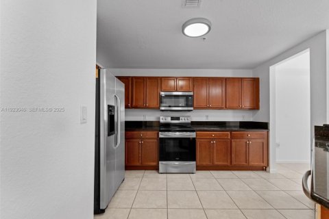 Copropriété à louer à Doral, Floride: 2 chambres, 101.08 m2 № 1982427 - photo 16