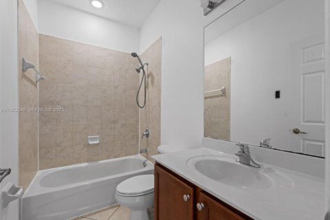 Copropriété à louer à Doral, Floride: 2 chambres, 101.08 m2 № 1982427 - photo 21