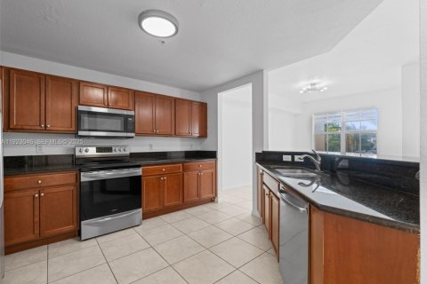 Copropriété à louer à Doral, Floride: 2 chambres, 101.08 m2 № 1982427 - photo 17