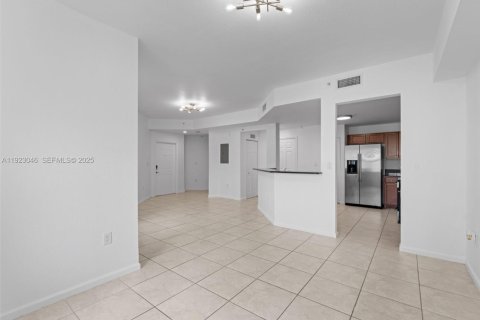 Copropriété à louer à Doral, Floride: 2 chambres, 101.08 m2 № 1982427 - photo 9