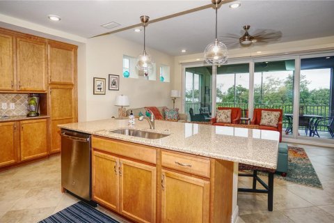 Condo in Bradenton, Florida, 3 bedrooms  № 1914903 - photo 16