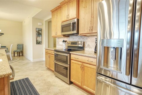 Condo in Bradenton, Florida, 3 bedrooms  № 1914903 - photo 19