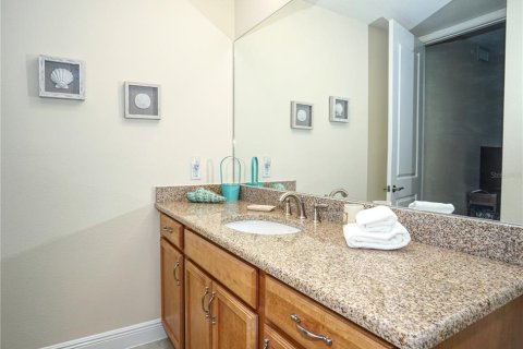 Condo in Bradenton, Florida, 3 bedrooms  № 1914903 - photo 27