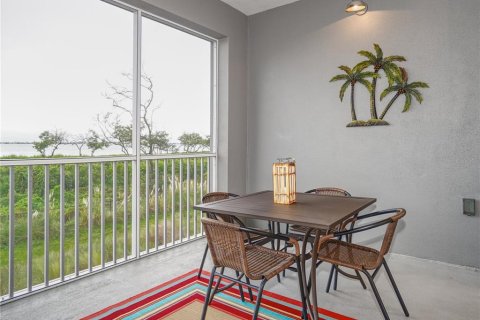 Condo in Bradenton, Florida, 3 bedrooms  № 1914903 - photo 25