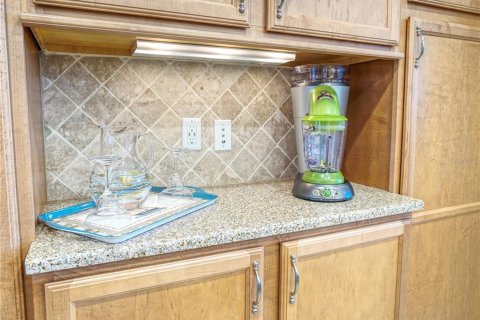 Condo in Bradenton, Florida, 3 bedrooms  № 1914903 - photo 18