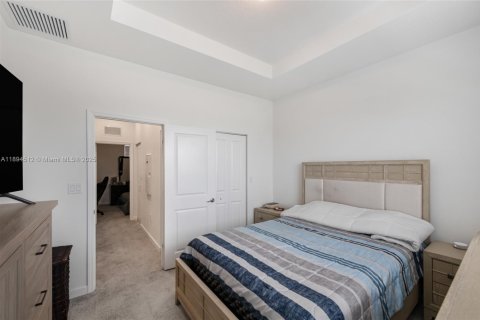 Купить таунхаус в Хомстед, Флорида 3 спальни, 123.37м2, № 1946993 - фото 18