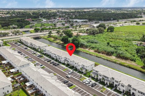 Купить таунхаус в Хомстед, Флорида 3 спальни, 123.37м2, № 1946993 - фото 26