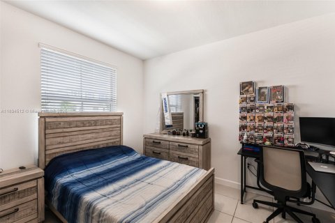 Купить таунхаус в Хомстед, Флорида 3 спальни, 123.37м2, № 1946993 - фото 16