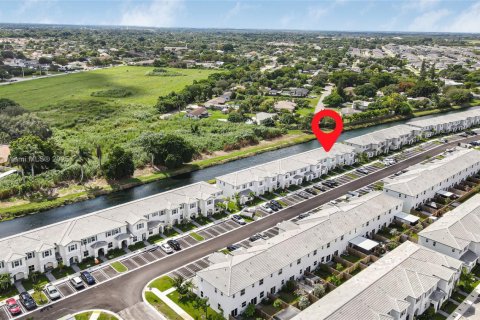 Купить таунхаус в Хомстед, Флорида 3 спальни, 123.37м2, № 1946993 - фото 27