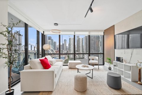 Condo in Miami, Florida, 2 bedrooms № 2046912 - photo 10