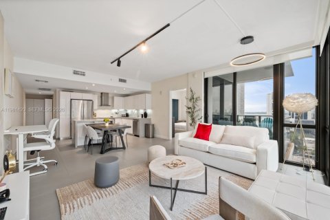 Condo in Miami, Florida, 2 bedrooms № 2046912 - photo 9