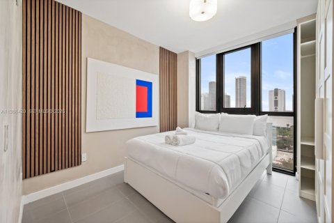 Condo in Miami, Florida, 2 bedrooms № 2046912 - photo 16