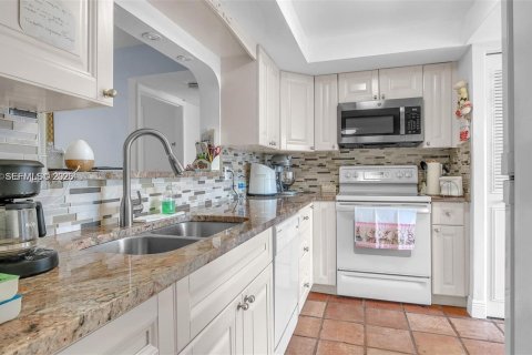 Copropriété à vendre à Delray Beach, Floride: 2 chambres, 96.99 m2 № 2089029 - photo 9