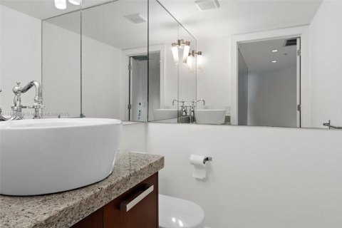 Купить кондоминиум в Майами, Флорида 2 спальни, 114.27м2, № 1926898 - фото 30