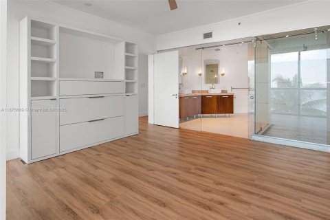 Купить кондоминиум в Майами, Флорида 2 спальни, 114.27м2, № 1926898 - фото 18