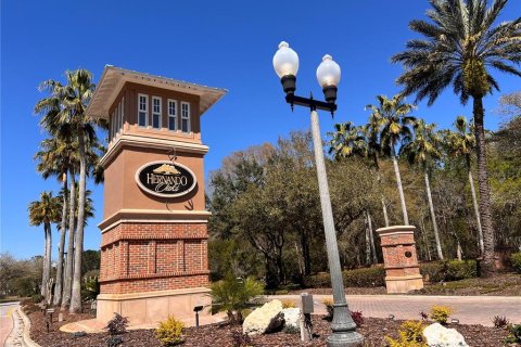 Casa en venta en Brooksville, Florida, 4 dormitorios, 189.71 m2 № 1757855 - foto 4
